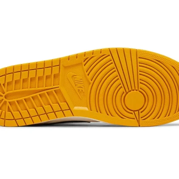 Air Jordan 1 Retro High OG 'Yellow Ochre' - Picture 8 of 15